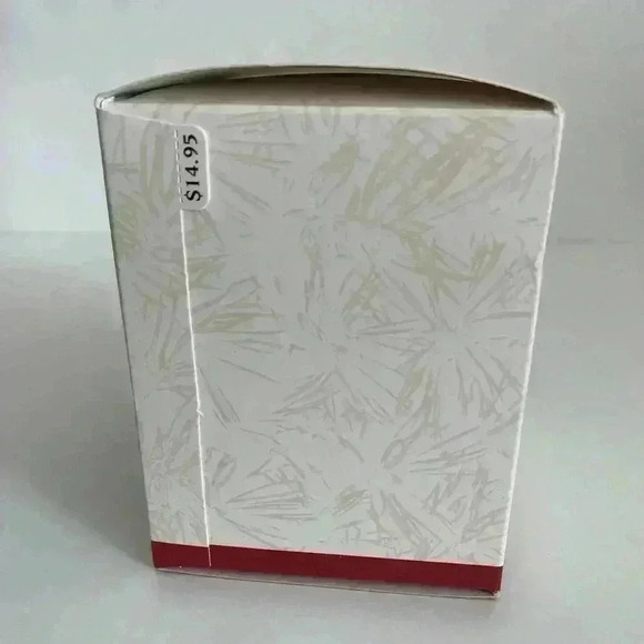 Hallmark Keepsake Ornament Holiday Barbie - Picture 3 of 14